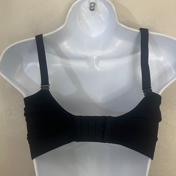 Kindred Bravely Maternity Black Sports Bra - Picture 2 of 3